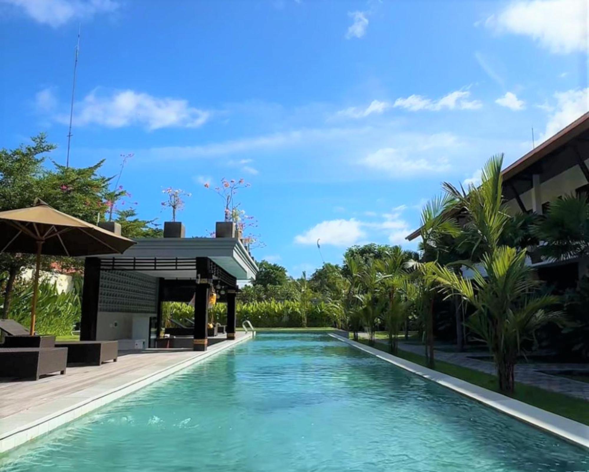 Griya Shanti Suites ซานูร์ ภายนอก รูปภาพ